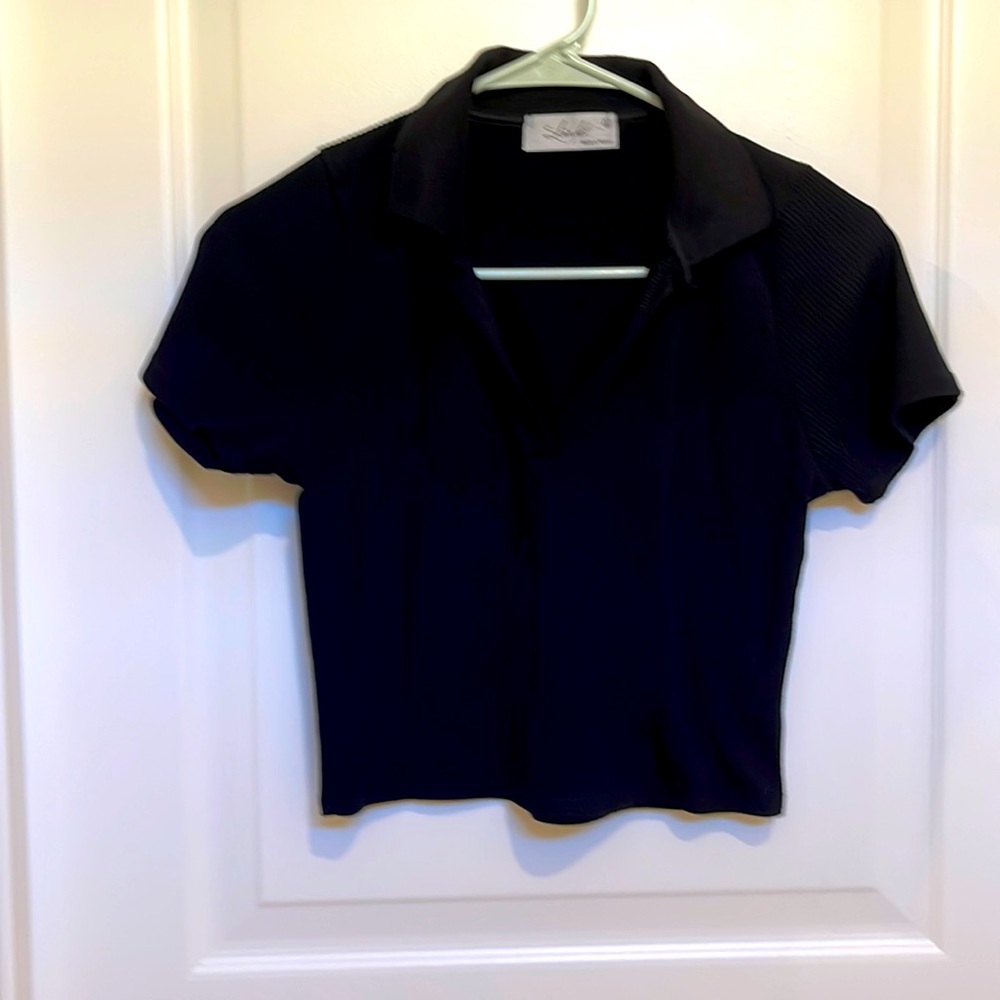 Black Cropped Top.